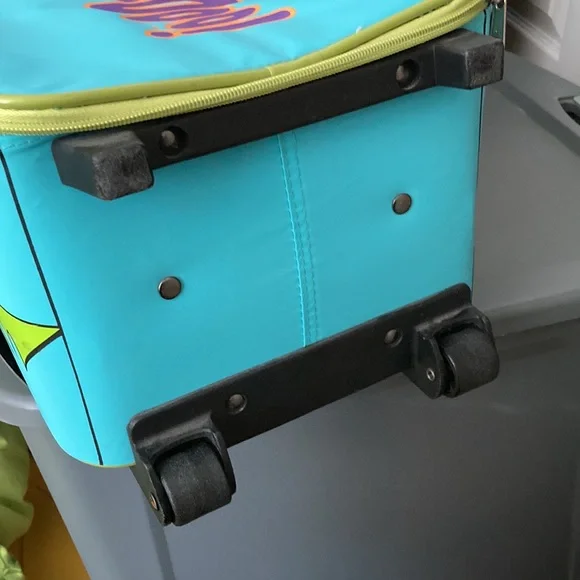 Scooby Doo Mystery Machine rolling luggage suitcase bag - Picture 7 of 13